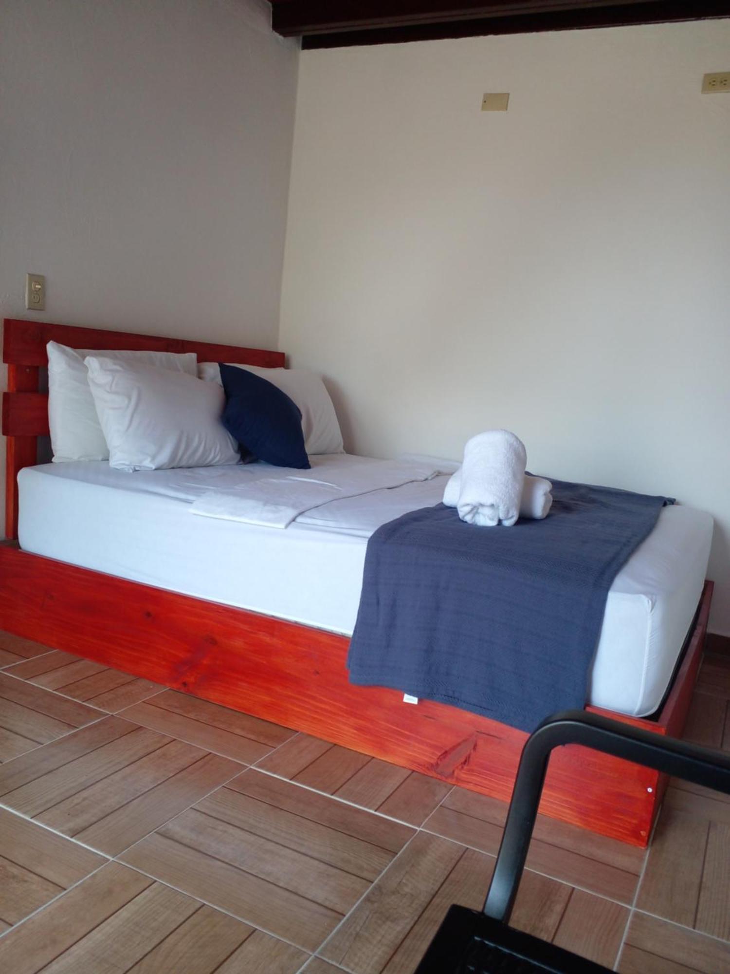 Cabanas Martina Surf Playa Guanico Pedregal Екстер'єр фото